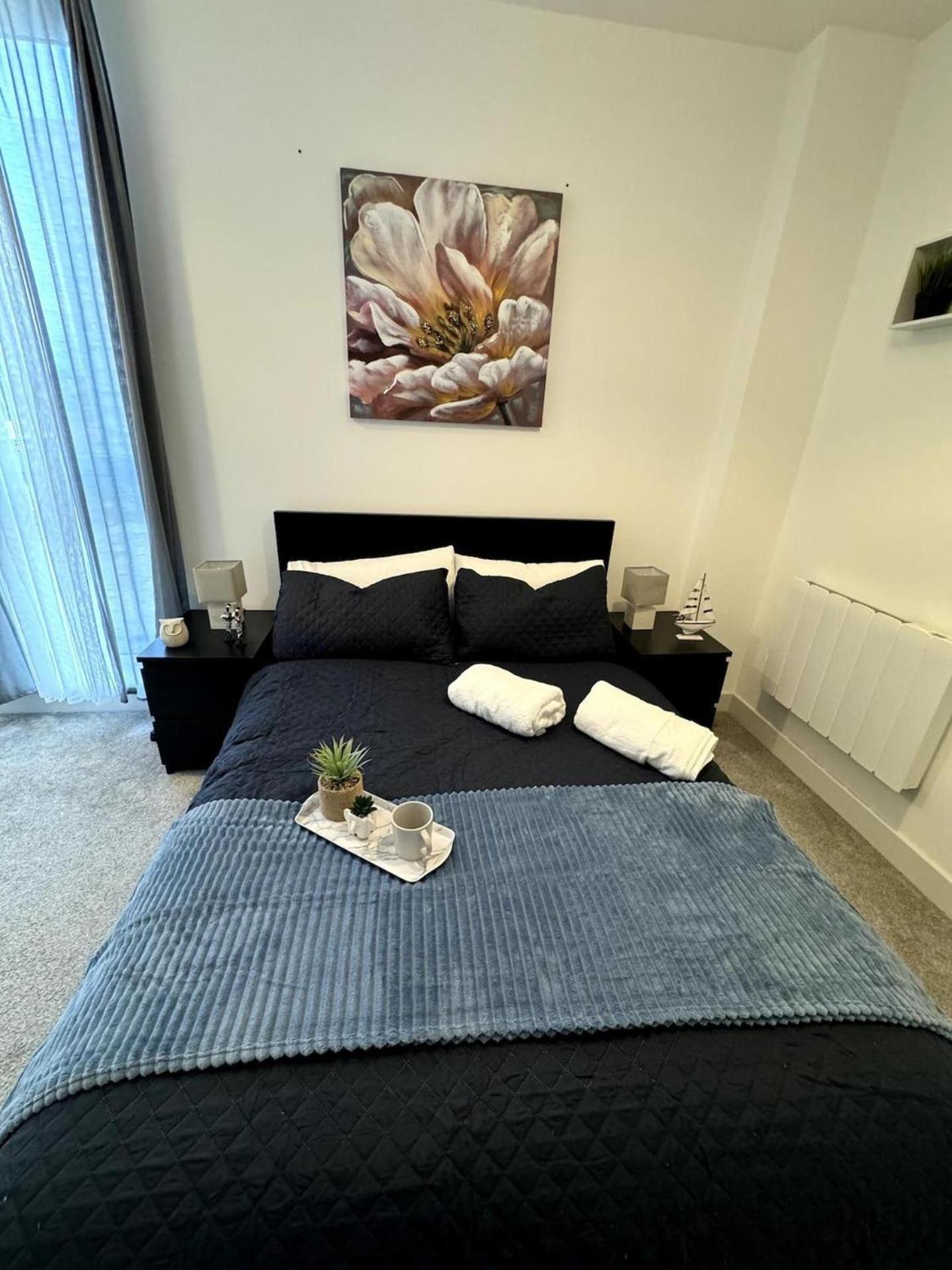 Cozy Bracknell Apartment With Modern Amenities Экстерьер фото
